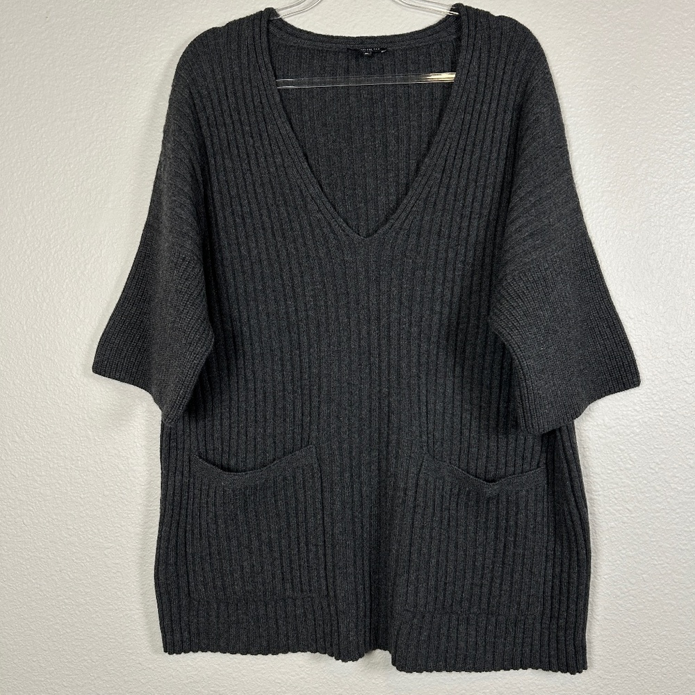 Lafayette 148 size XL short sleeve v-neck sweater 100% wool ribbed gray w pocket